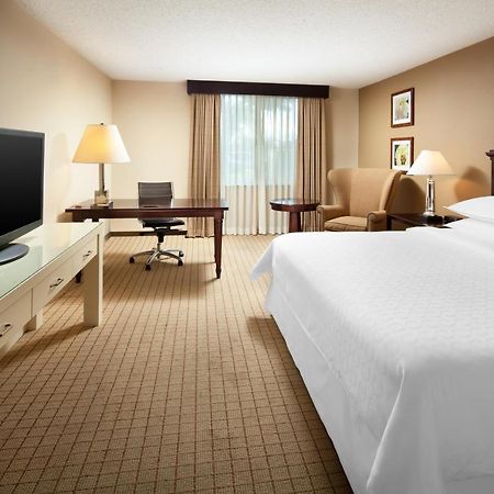 Hotel Mathilda Сънивейл Стая снимка